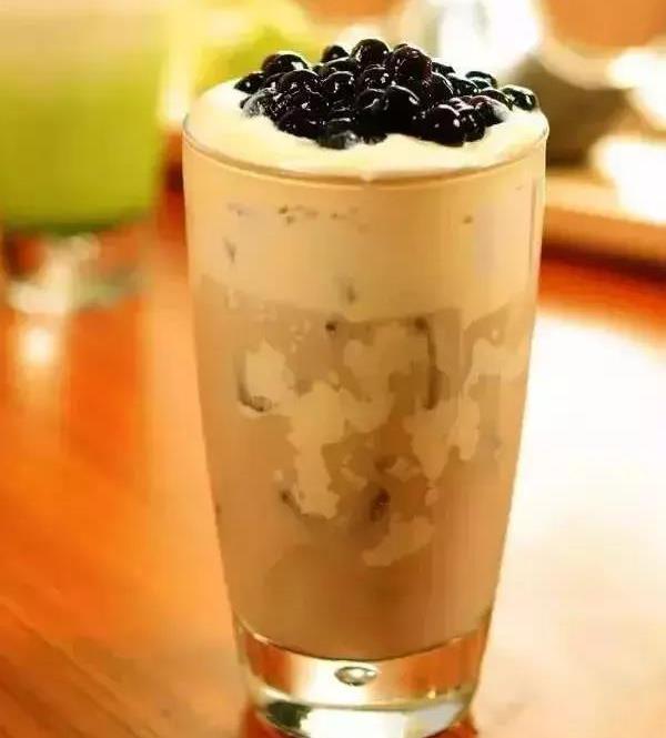 秋高氣爽:蛋糕奶茶做法 秋高氣爽:蛋糕奶茶做法