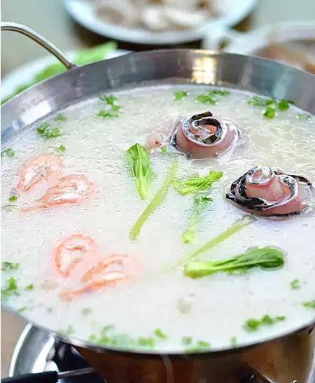 秋天到了，學(xué)學(xué)這5款火鍋湯底的做法吧！