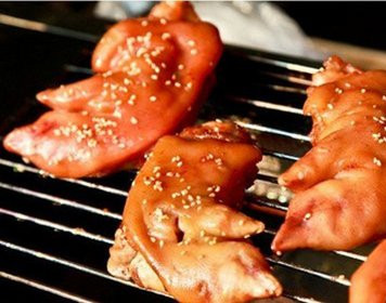 20190815162505395892.jpg 烤豬蹄1.jpg