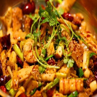 成都特色干鍋技術培訓哪家好？采用滾動式教學方式