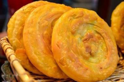 四川軍屯鍋盔技術(shù)培訓(xùn)學(xué)校哪里好？訓(xùn)練采納現(xiàn)場(chǎng)教育