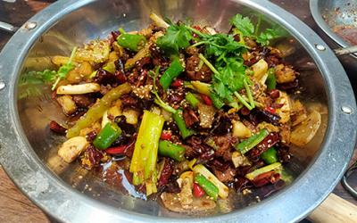 麻辣干鍋培訓多少錢？   麻辣干鍋培訓多少錢？