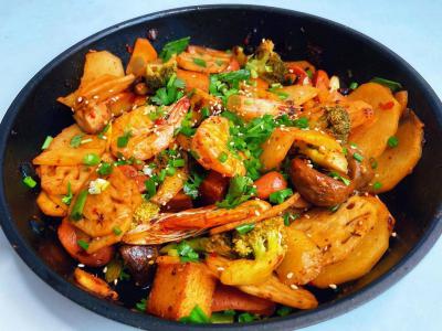 麻辣香鍋技術培訓學校哪家好？成都飄緣麻辣鍋培訓