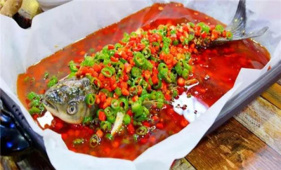 紙上烤魚技術(shù)培訓(xùn)哪家好？飄味緣餐飲培訓(xùn)學(xué)校為您揭秘成功之道！